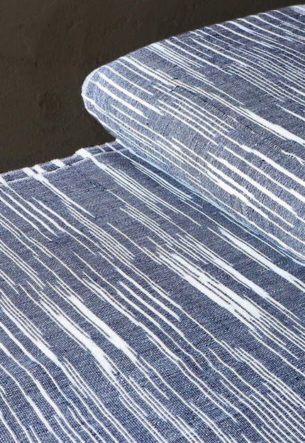 Tissu denim tissé à la main bleu indigo japonais avec rayures blanches au mètre, 45 pouces de large, 300 g/m²