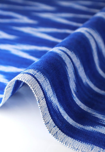 Tissu Ikat Chevron tissé à la main au mètre - 45 pouces de large, 166 g/m²