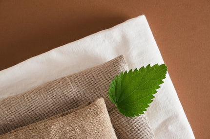 Tela del Himalaya, tejida a mano y teñida naturalmente con ortiga, por yarda, 45 pulgadas de ancho, 40 hilos, 140 g/m²