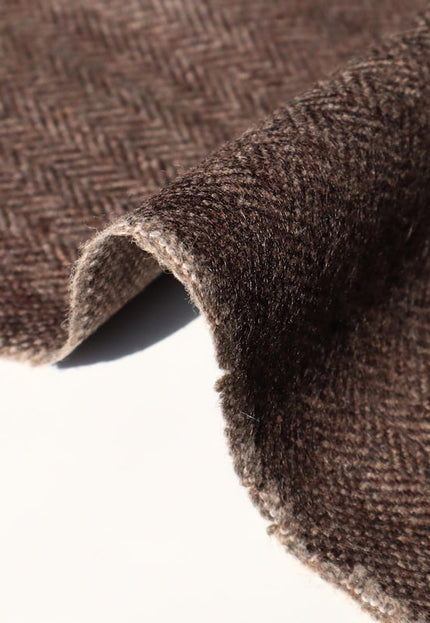 Tissu tweed à chevrons marron en pure laine de yak au mètre, 58 pouces de large, 373 g/m²