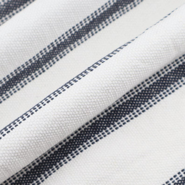 Diseño de rayas negras sobre tela de algodón Kala tejida a mano - 45 pulgadas de ancho, 280 GSM, 40 s/2 hilos