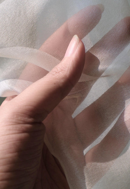 Mulberry Silk Organza Fabric: 44" Wide, 98 GSM